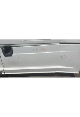 FREIGHTLINER CASCADIA 125 EVOLUTION CAB SKIRT/SIDE FAIRING