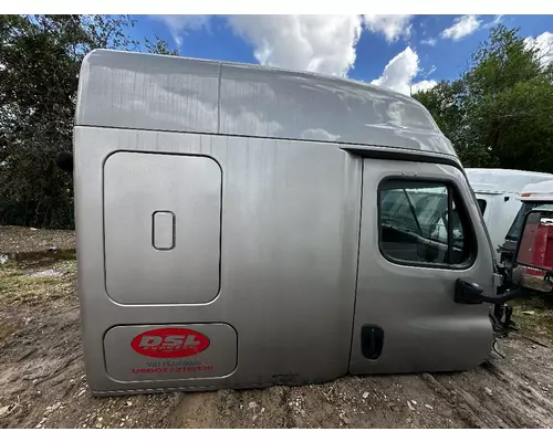 FREIGHTLINER CASCADIA 125 EVOLUTION Cab Assembly