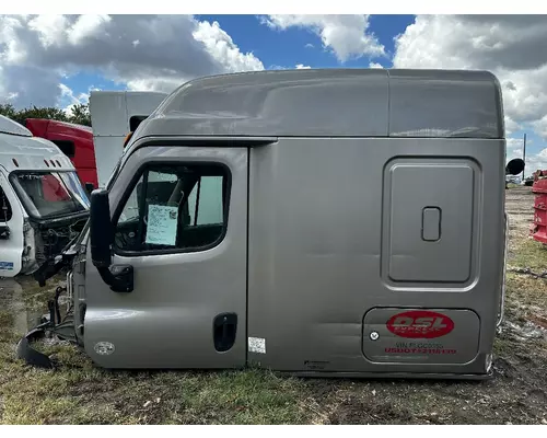 FREIGHTLINER CASCADIA 125 EVOLUTION Cab Assembly