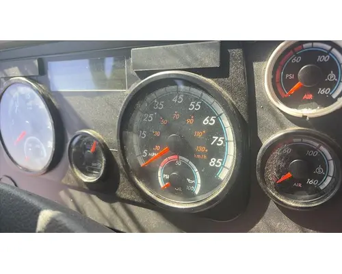 FREIGHTLINER CASCADIA 125 EVOLUTION GAUGE CLUSTER