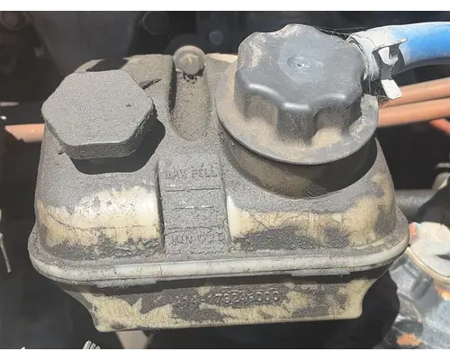FREIGHTLINER CASCADIA 125 EVOLUTION POWER STEERING RESERVOIR