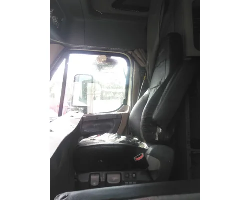FREIGHTLINER CASCADIA 125 EVOLUTION SEAT, FRONT