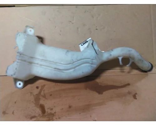FREIGHTLINER CASCADIA 125 EVOLUTION WINDSHIELD WASHER RESERVOIR