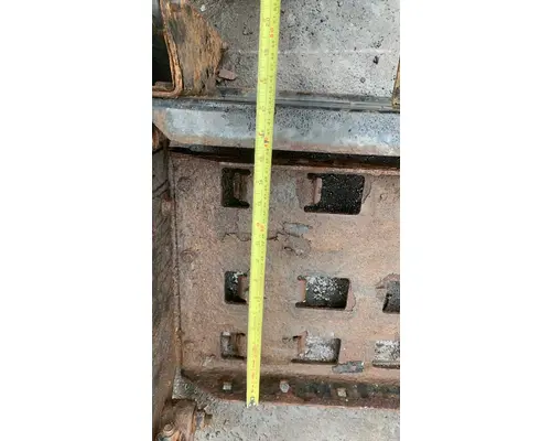 FREIGHTLINER CASCADIA 125BBC Battery Box