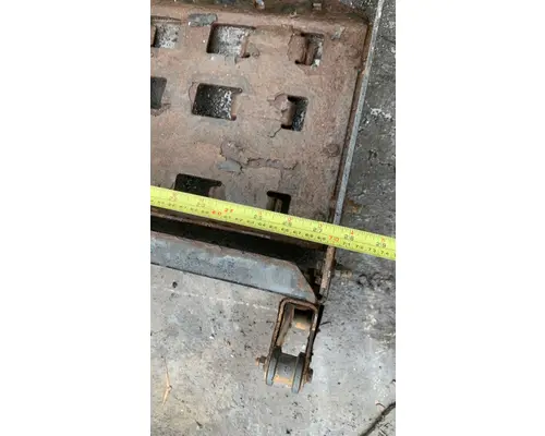 FREIGHTLINER CASCADIA 125BBC Battery Box