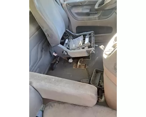 FREIGHTLINER CASCADIA 125BBC Cab Mount