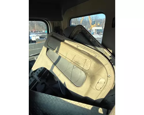 FREIGHTLINER CASCADIA 125BBC Cab Mount