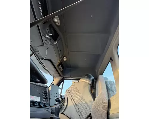 FREIGHTLINER CASCADIA 125BBC Cab Mount