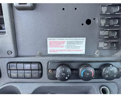 FREIGHTLINER CASCADIA 125BBC Cab Mount