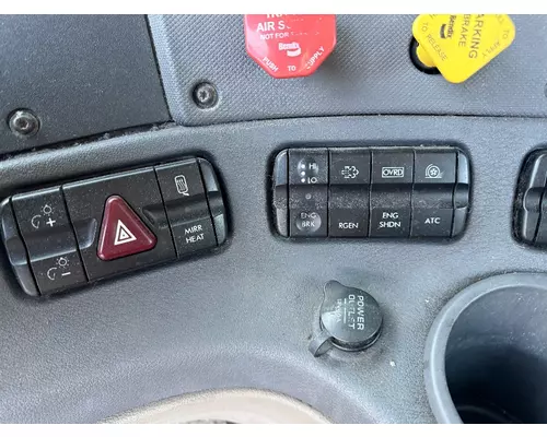 FREIGHTLINER CASCADIA 125BBC Cab Mount