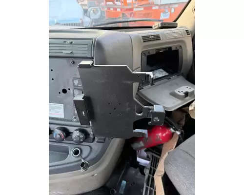 FREIGHTLINER CASCADIA 125BBC Cab Mount