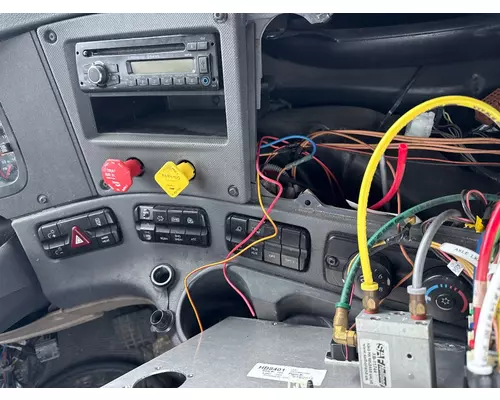 FREIGHTLINER CASCADIA 125BBC Cab Mount