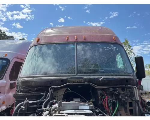 FREIGHTLINER CASCADIA 125BBC Cab