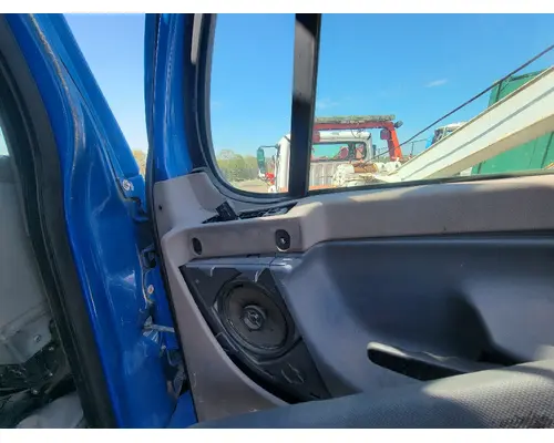 FREIGHTLINER CASCADIA 125BBC Cab