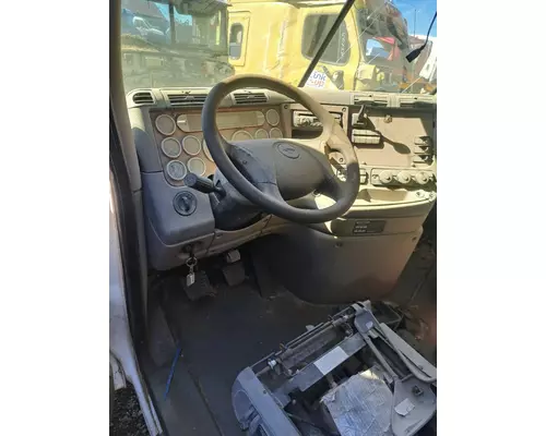 FREIGHTLINER CASCADIA 125BBC Cab