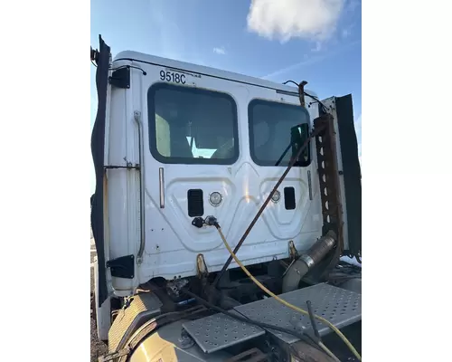 FREIGHTLINER CASCADIA 125BBC Cab