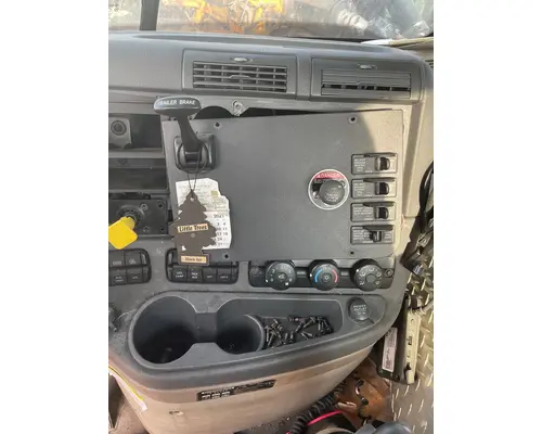 FREIGHTLINER CASCADIA 125BBC Complete Vehicle