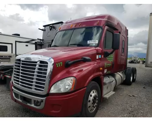 FREIGHTLINER CASCADIA 125BBC Complete Vehicle