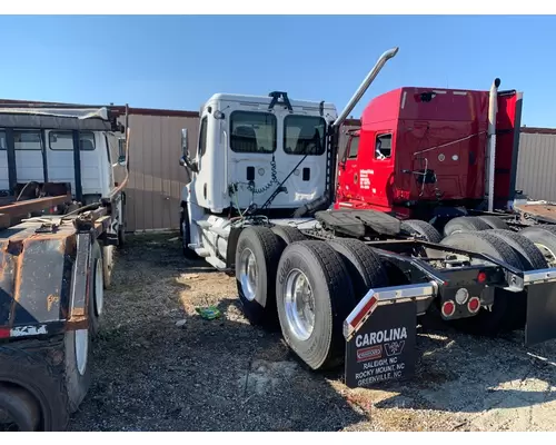 FREIGHTLINER CASCADIA 125BBC Complete Vehicle