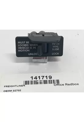 FREIGHTLINER CASCADIA 125BBC Dash / Console Switch