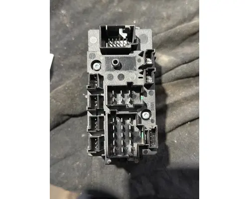 FREIGHTLINER CASCADIA 125BBC Dash Console Switch