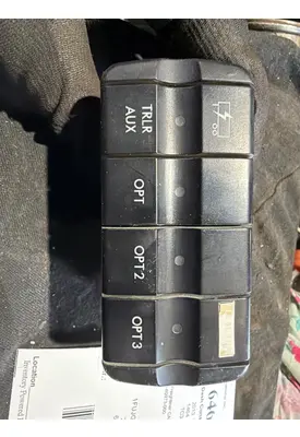 FREIGHTLINER CASCADIA 125BBC Dash Console Switch