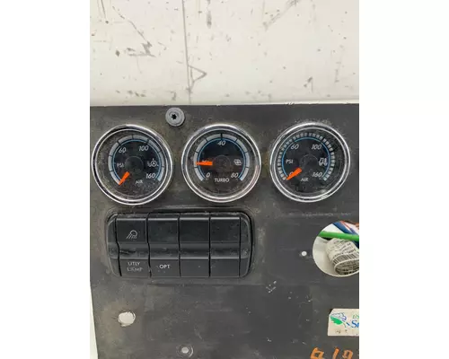 FREIGHTLINER CASCADIA 125BBC Dash Panel