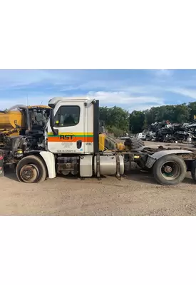 FREIGHTLINER CASCADIA 125BBC Dismantled Vehicles