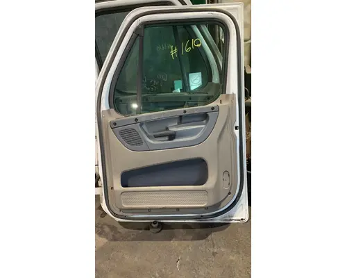 FREIGHTLINER CASCADIA 125BBC Door Assembly, Front
