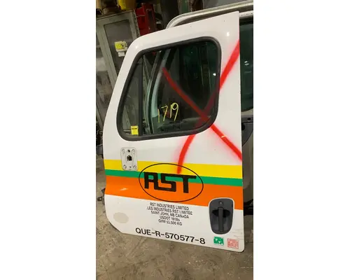 FREIGHTLINER CASCADIA 125BBC Door Assembly, Front