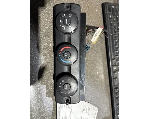 FREIGHTLINER CASCADIA 125BBC ECM (HVAC)climate control