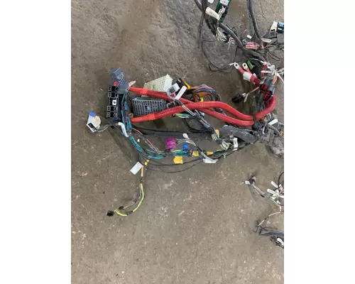 FREIGHTLINER CASCADIA 125BBC Engine Wiring Harness