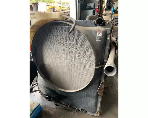 FREIGHTLINER CASCADIA 125BBC Radiator