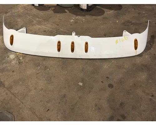 FREIGHTLINER CASCADIA 125BBC Sun Visor (External)