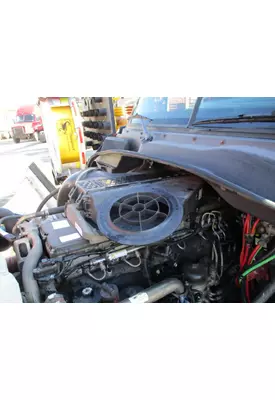 FREIGHTLINER CASCADIA 125 AIR CLEANER