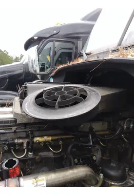 FREIGHTLINER CASCADIA 125 AIR CLEANER