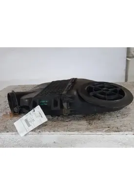 FREIGHTLINER CASCADIA 125 AIR CLEANER