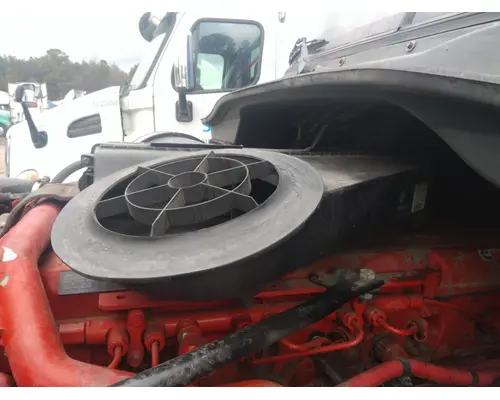 FREIGHTLINER CASCADIA 125 AIR CLEANER