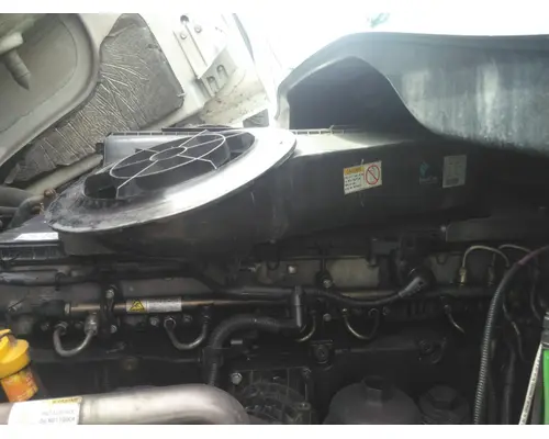 FREIGHTLINER CASCADIA 125 AIR CLEANER