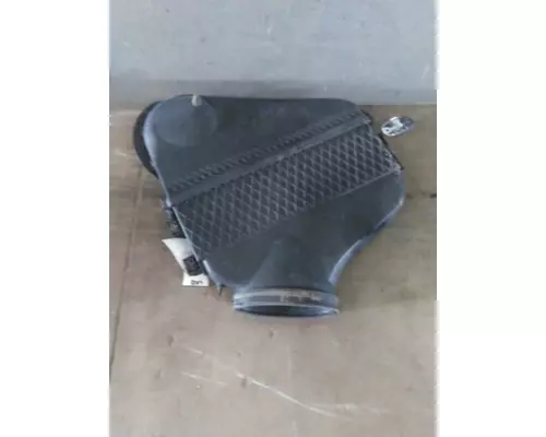 FREIGHTLINER CASCADIA 125 AIR CLEANER