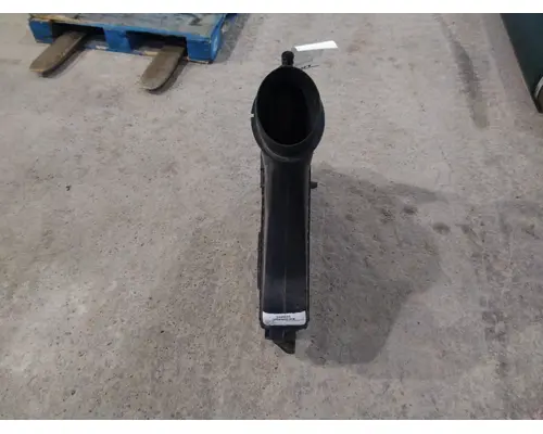 FREIGHTLINER CASCADIA 125 AIR CLEANER