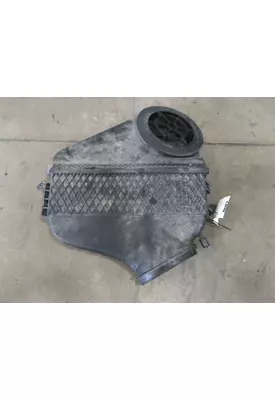 FREIGHTLINER CASCADIA 125 AIR CLEANER