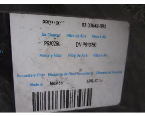 FREIGHTLINER CASCADIA 125 AIR CLEANER