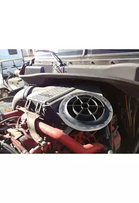 FREIGHTLINER CASCADIA 125 AIR CLEANER