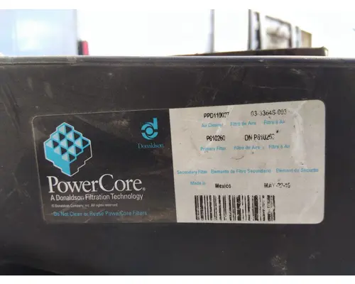 FREIGHTLINER CASCADIA 125 AIR CLEANER