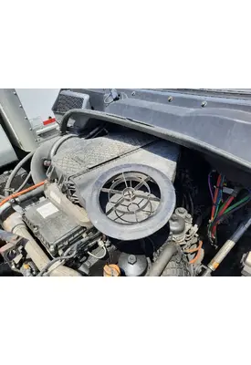 FREIGHTLINER CASCADIA 125 AIR CLEANER