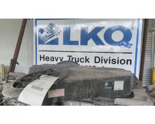 FREIGHTLINER CASCADIA 125 AIR CLEANER