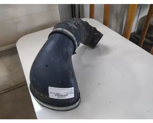 FREIGHTLINER CASCADIA 125 AIR INTAKE