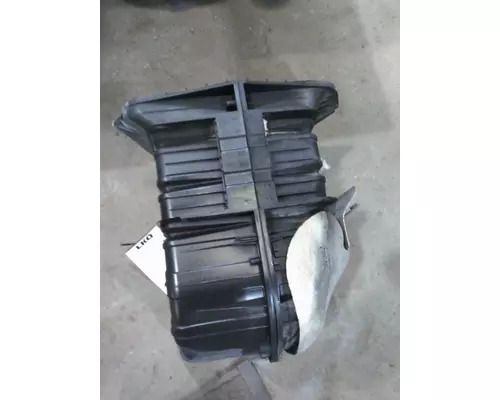 FREIGHTLINER CASCADIA 125 AIR INTAKE