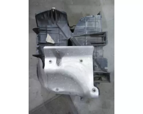 FREIGHTLINER CASCADIA 125 AIR INTAKE
